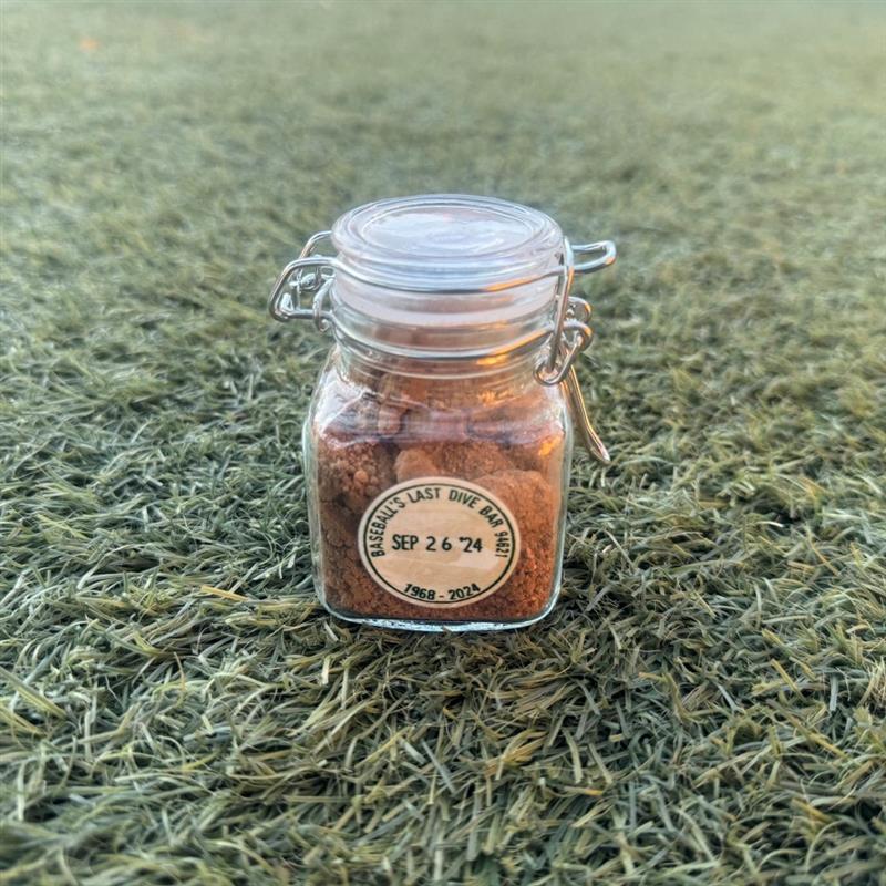 Coliseum Dirt Jars